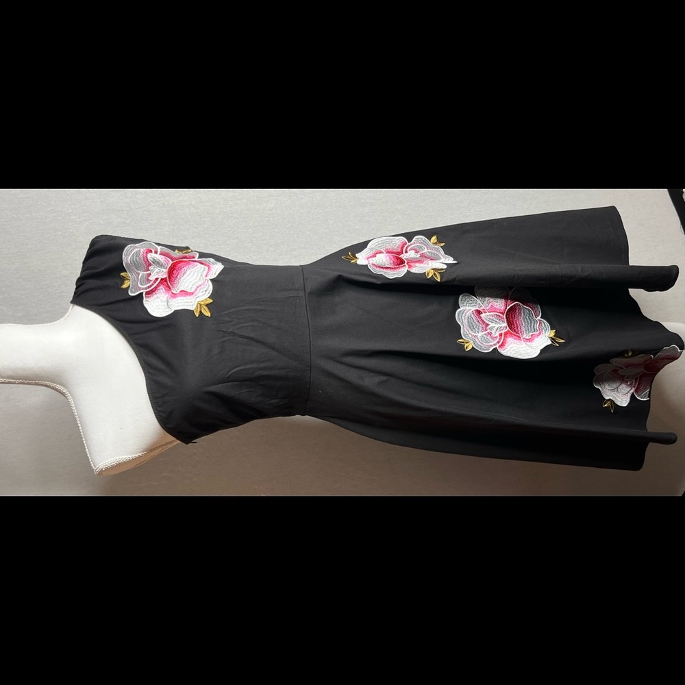 Off shoulder, floral detail, rockabilly dress. LG